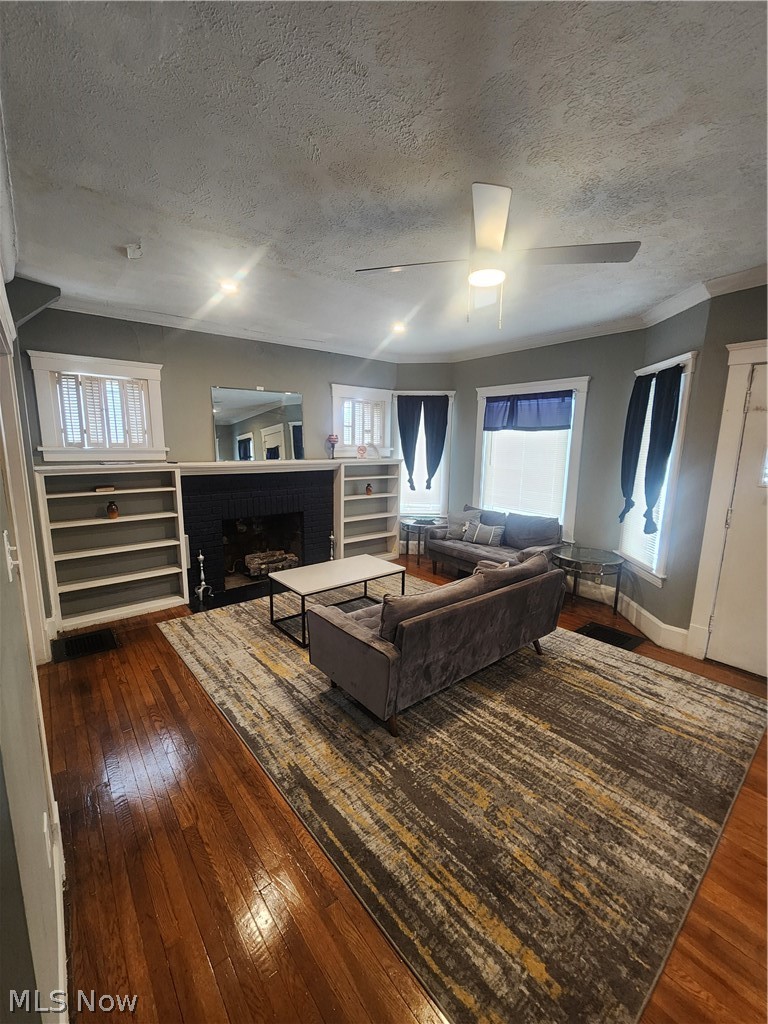 16412 Talford Avenue Cleveland OH 44128