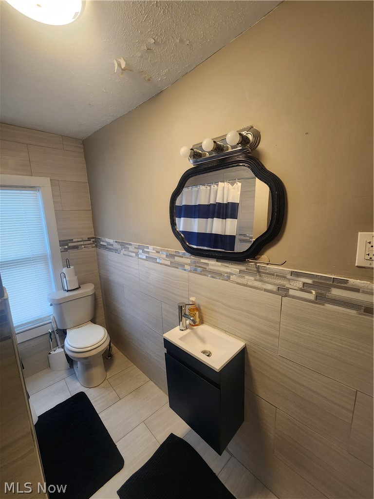 16412 Talford Avenue Cleveland OH 44128
