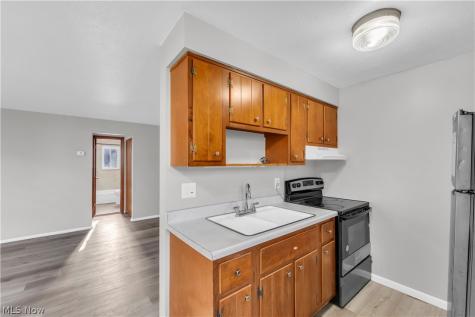18809 Bella Drive Cleveland OH 44119