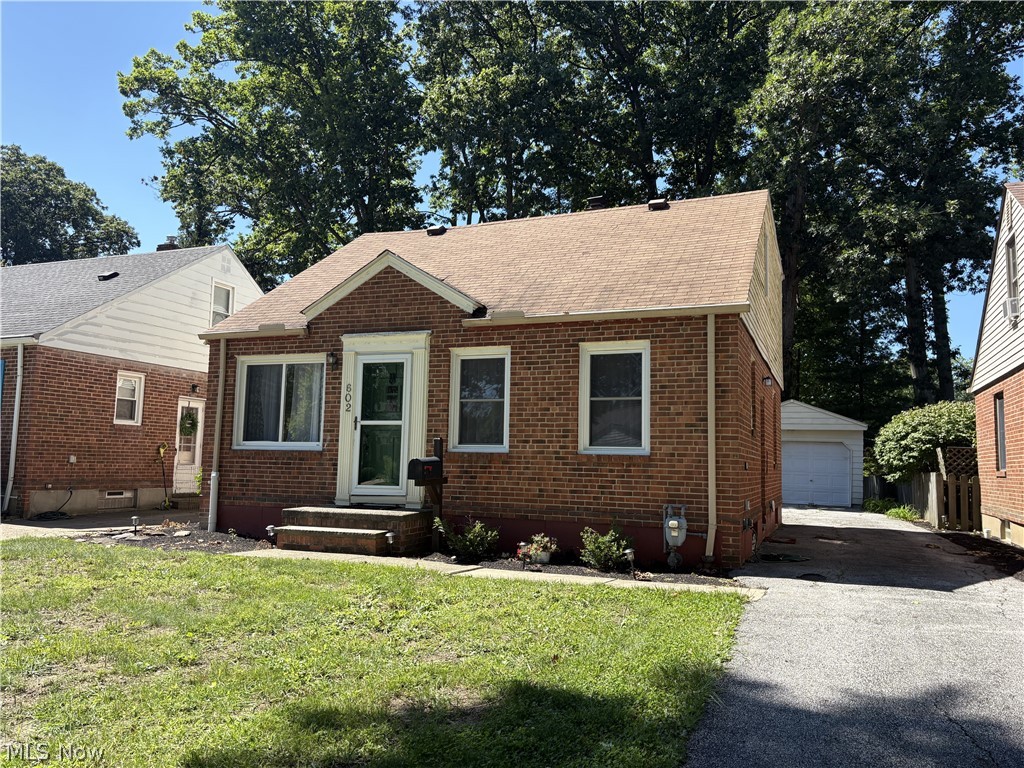 602 Huntmere Drive Bay Village OH 44140