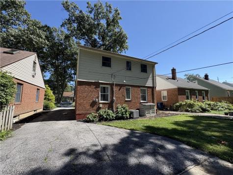 602 Huntmere Drive Bay Village OH 44140