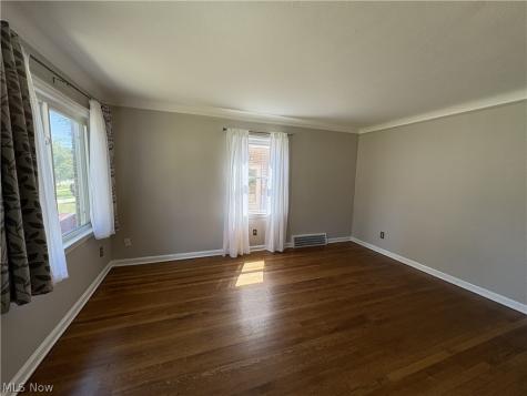 602 Huntmere Drive Bay Village OH 44140
