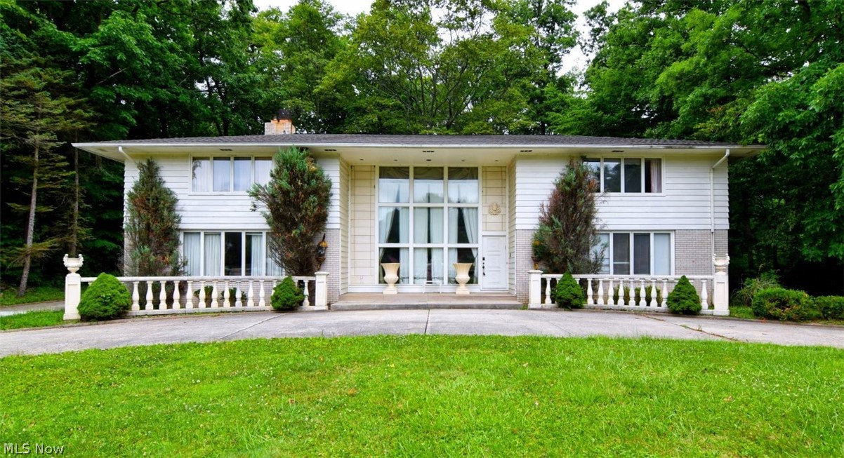 32049 Gates Mills Boulevard Pepper Pike OH 44124