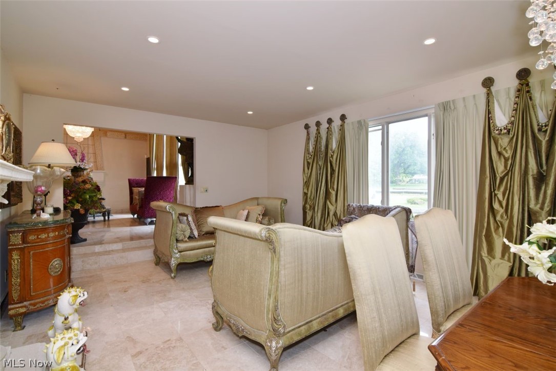 32049 Gates Mills Boulevard Pepper Pike OH 44124