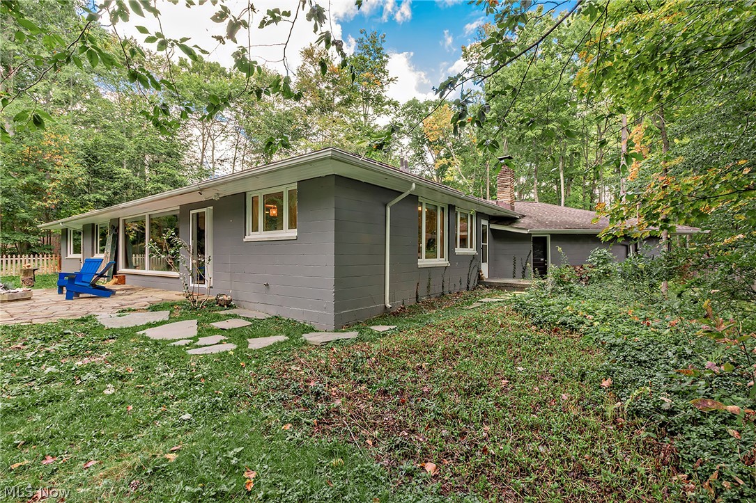 8165 Chagrin Mills Road Chagrin Falls OH 44022