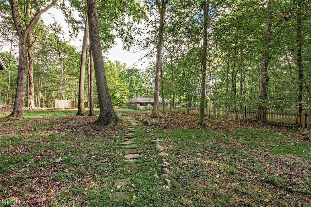 8165 Chagrin Mills Road Chagrin Falls OH 44022
