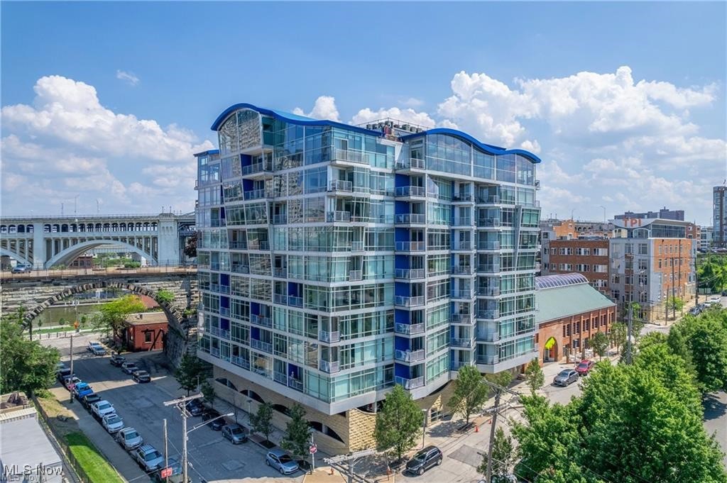 1237 Washington Street Cleveland OH 44113