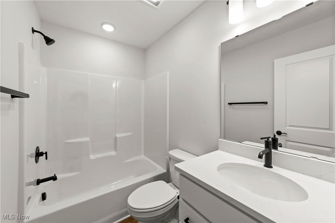 2240 E 97th Street Cleveland OH 44106