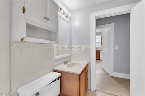 93 Ellenwood Avenue Bedford OH 44146