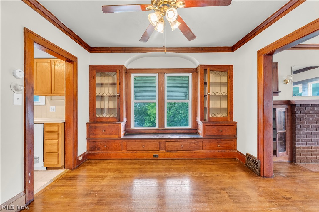 93 Ellenwood Avenue Bedford OH 44146