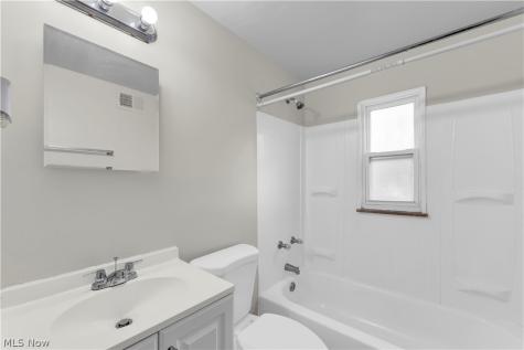 251 E 200th Street Euclid OH 44119
