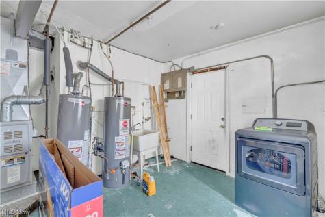 251 E 200th Street Euclid OH 44119