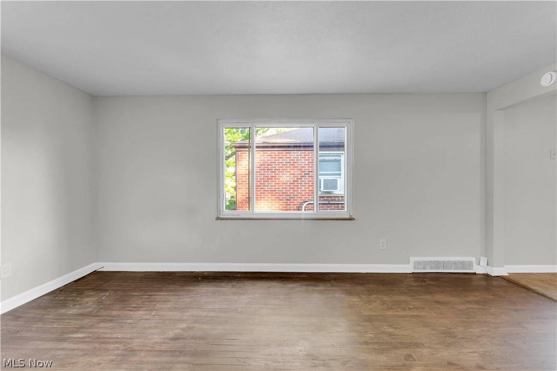 251 E 200th Street Euclid OH 44119
