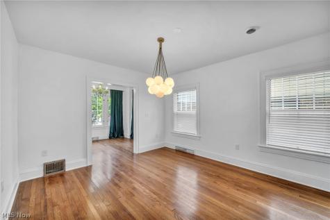 2135 Coventry Road Cleveland Heights OH 44118