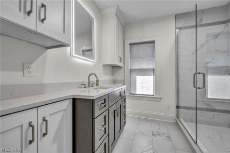 2135 Coventry Road Cleveland Heights OH 44118