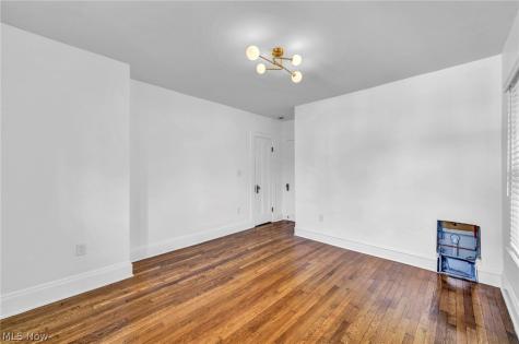 2135 Coventry Road Cleveland Heights OH 44118