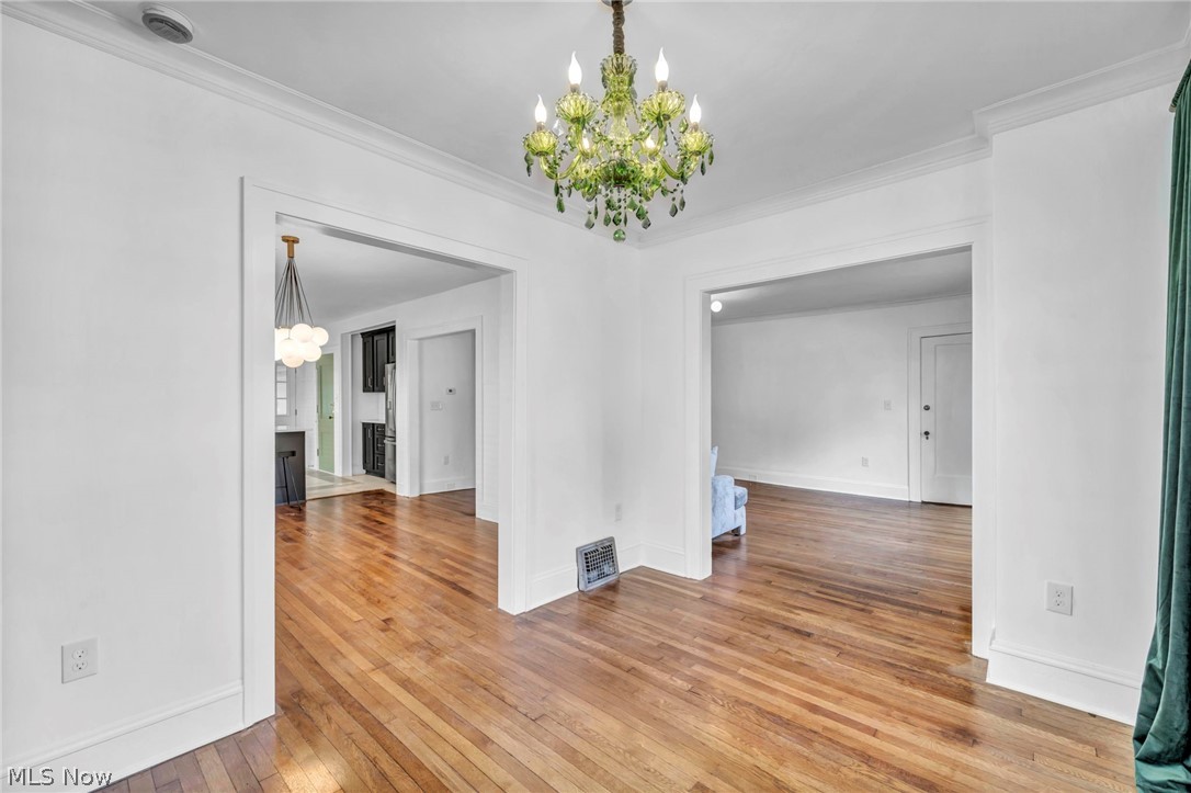 2135 Coventry Road Cleveland Heights OH 44118