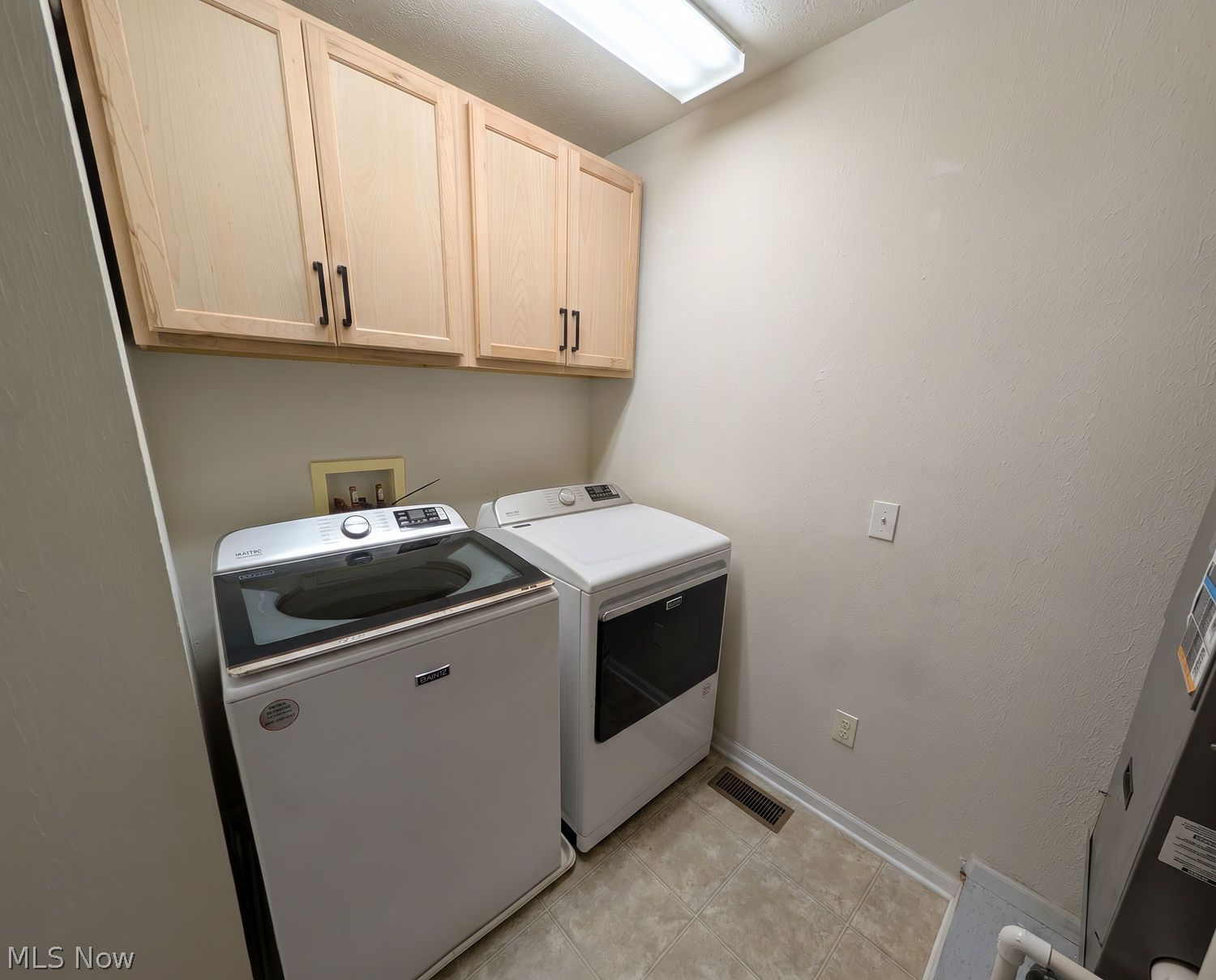 991 Croghan Way Akron OH 44321