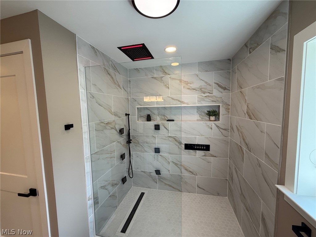 3940 Ellendale Road Chagrin Falls OH 44022