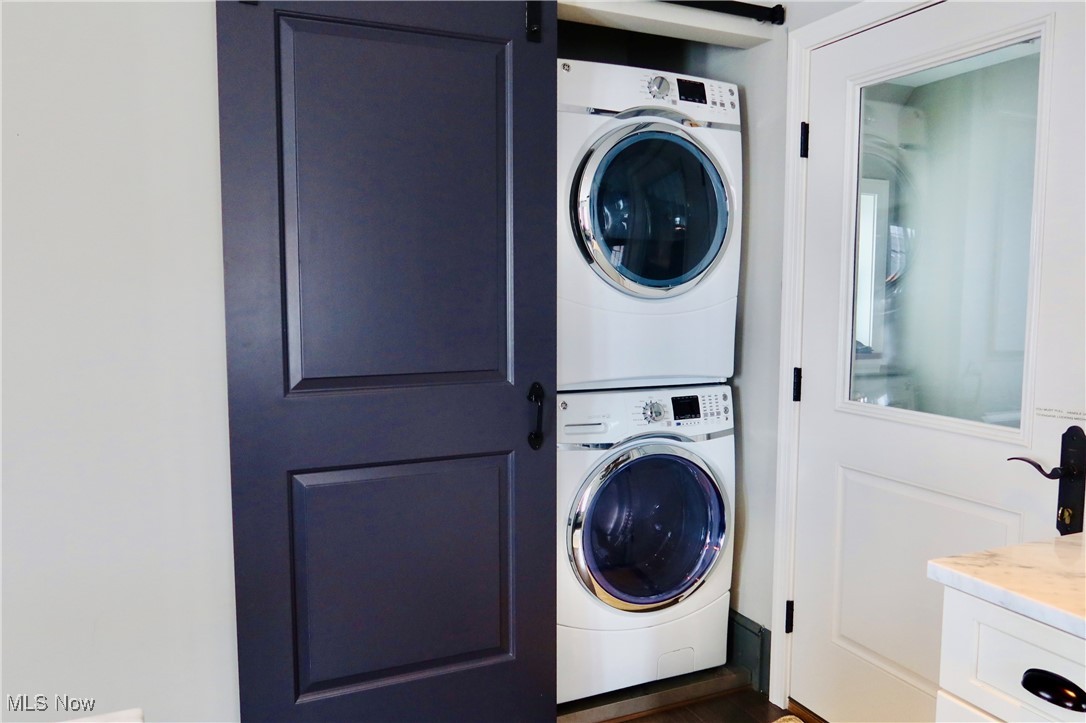 2231 W 10th Street Cleveland OH 44113