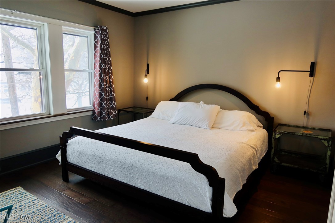 2231 W 10th Street Cleveland OH 44113