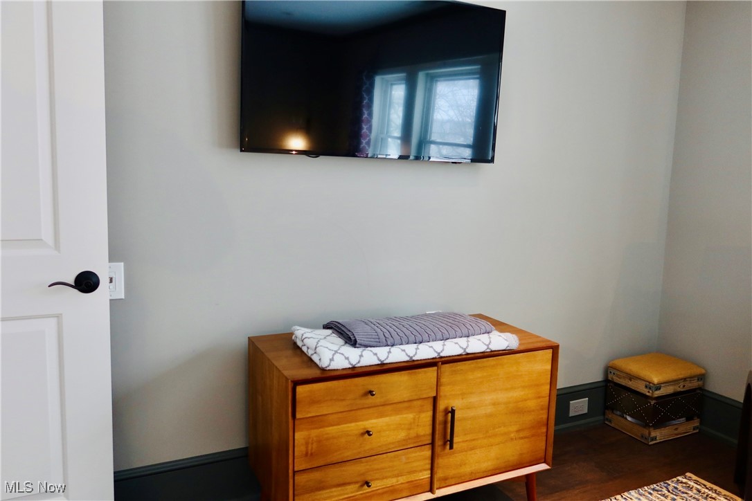 2231 W 10th Street Cleveland OH 44113