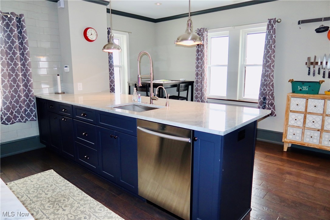 2231 W 10th Street Cleveland OH 44113