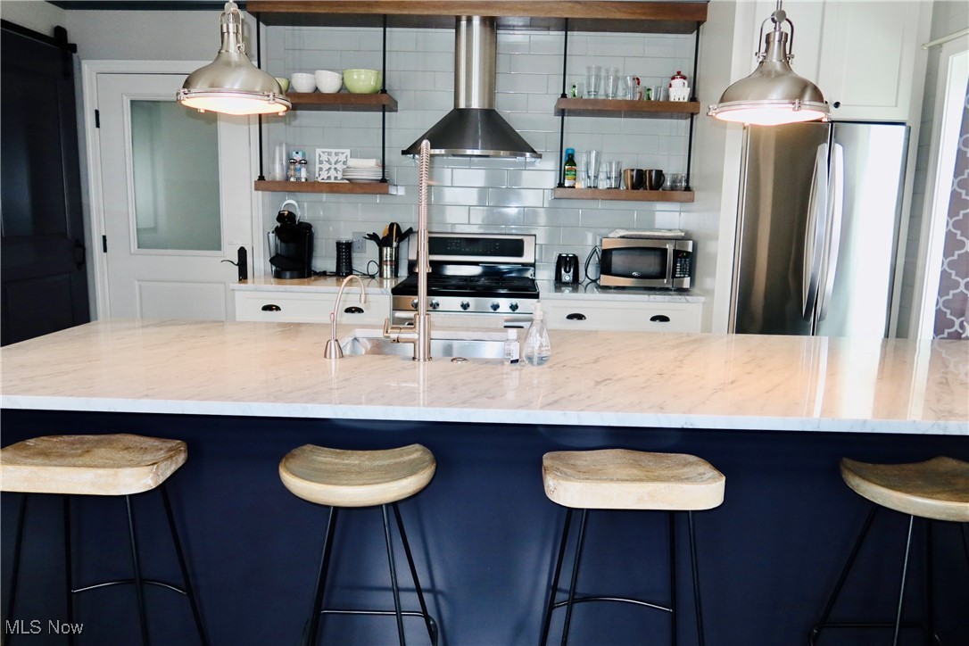 2231 W 10th Street Cleveland OH 44113