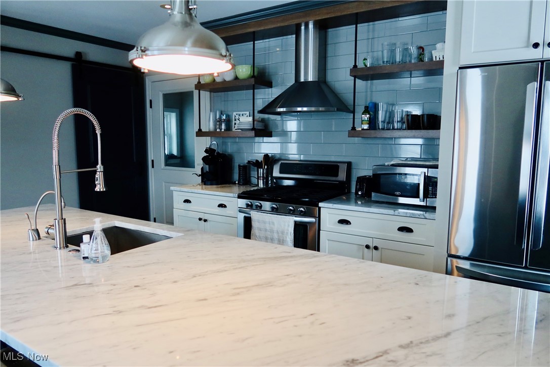 2231 W 10th Street Cleveland OH 44113