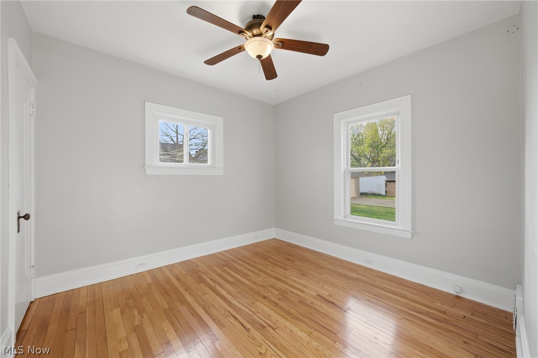 2058 Wascana Avenue Lakewood OH 44107