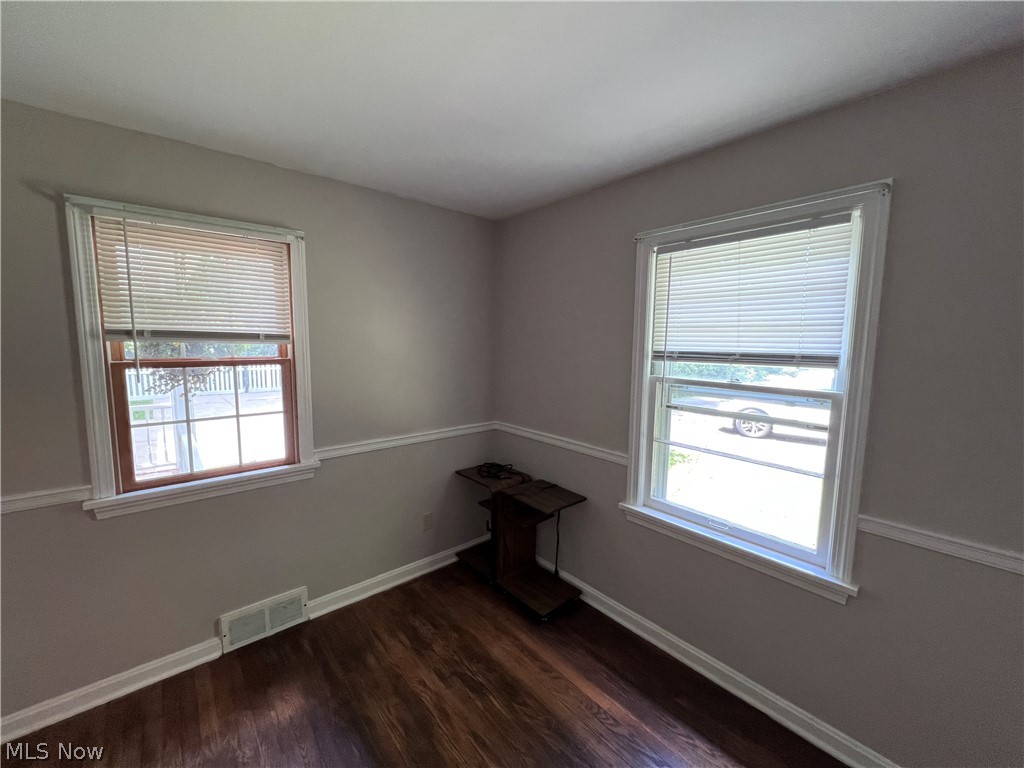 75 Olive Street Chagrin Falls OH 44022