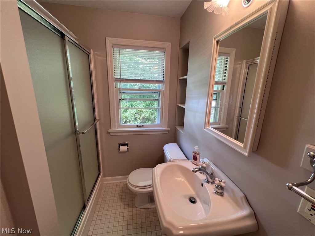 75 Olive Street Chagrin Falls OH 44022