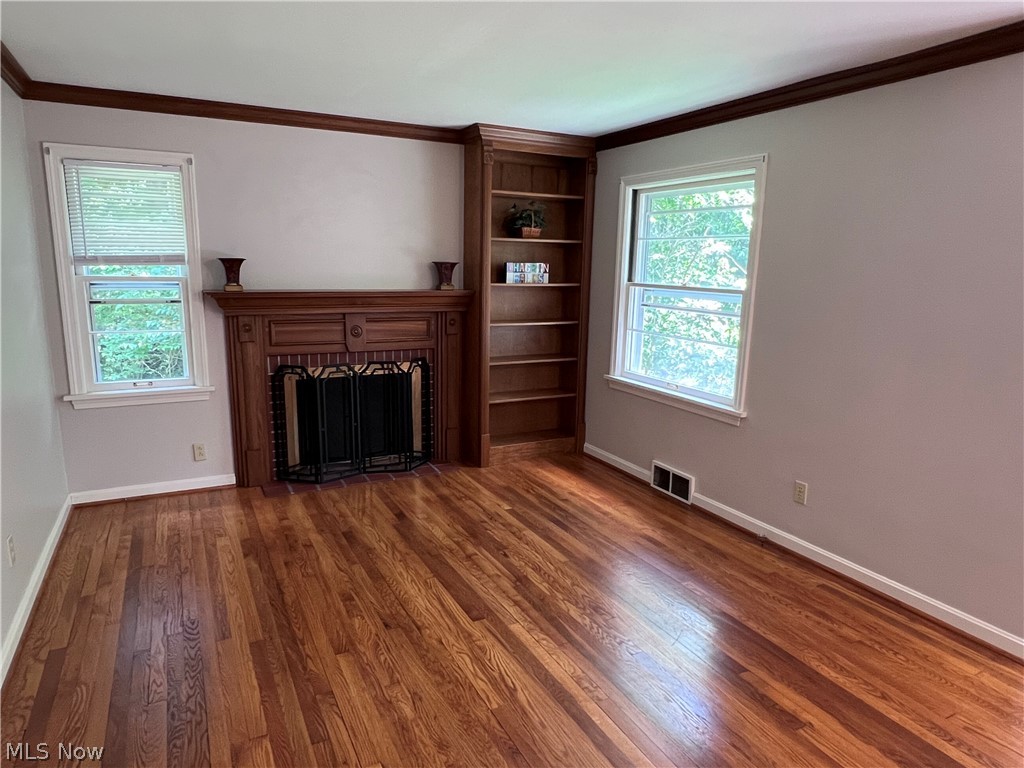 75 Olive Street Chagrin Falls OH 44022