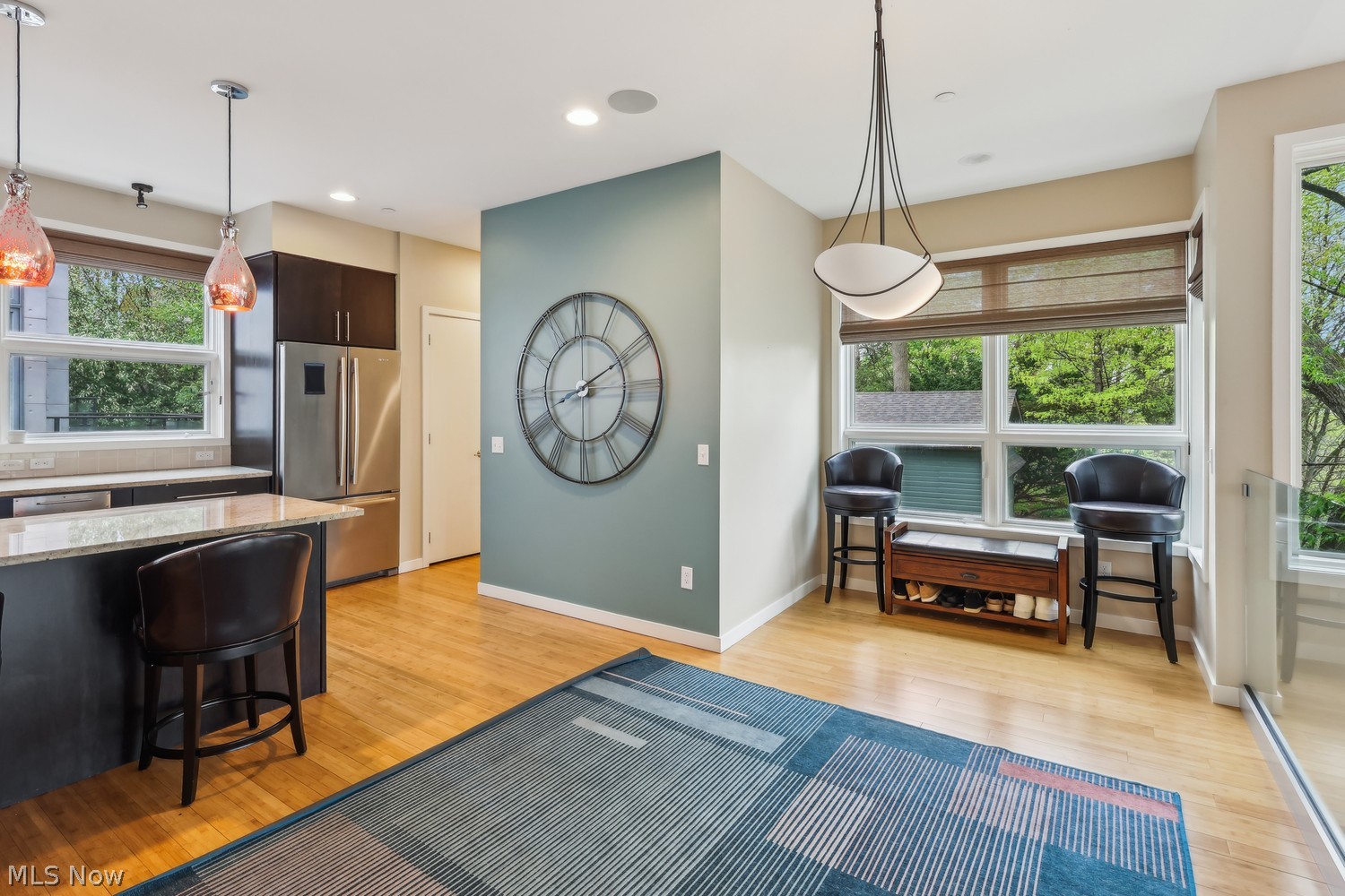11 Clifton Pointe Lakewood OH 44107