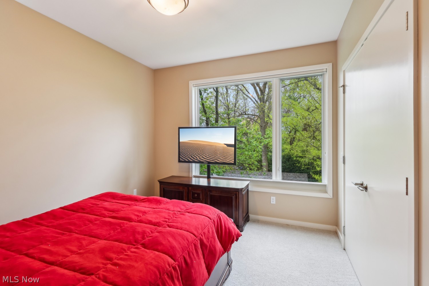 11 Clifton Pointe Lakewood OH 44107