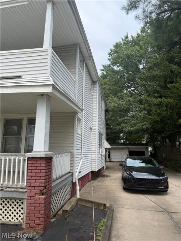 9703 Park Heights Avenue Garfield Heights OH 44125