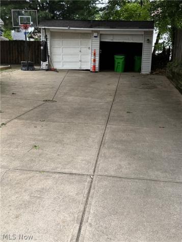 9703 Park Heights Avenue Garfield Heights OH 44125
