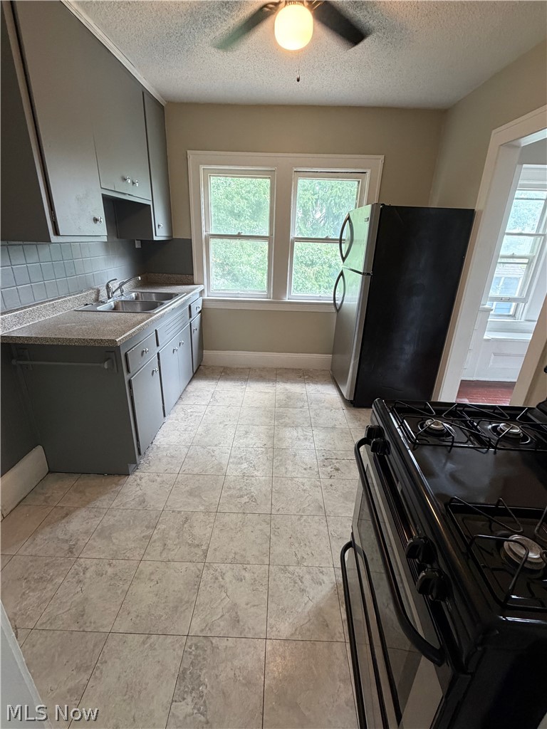 9703 Park Heights Avenue Garfield Heights OH 44125