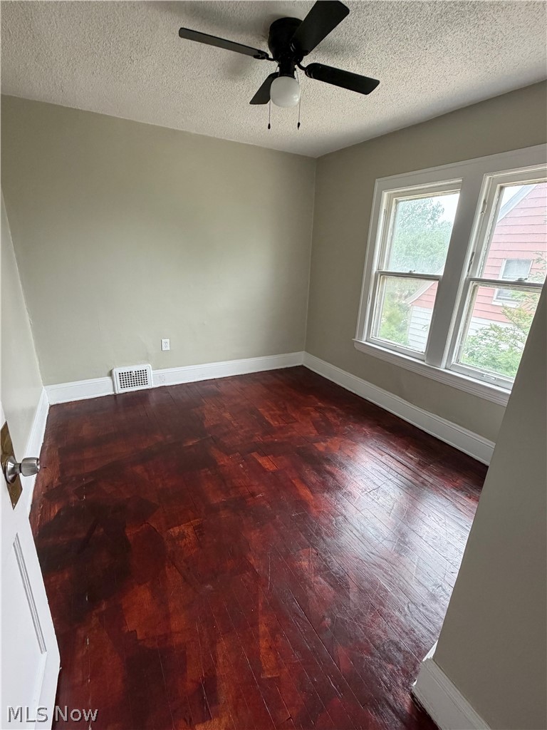 9703 Park Heights Avenue Garfield Heights OH 44125
