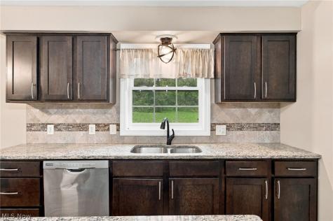 3527 E Smith Road Medina OH 44256