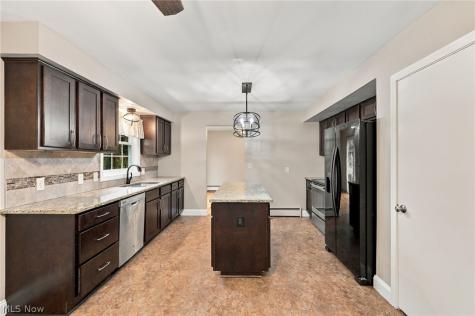 3527 E Smith Road Medina OH 44256