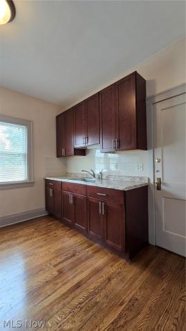 2126 Richland Avenue Lakewood OH 44107