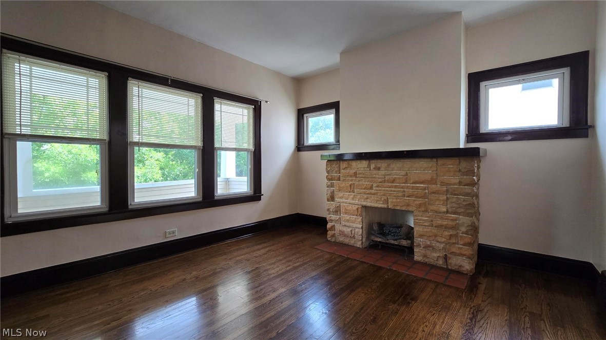 2126 Richland Avenue Lakewood OH 44107