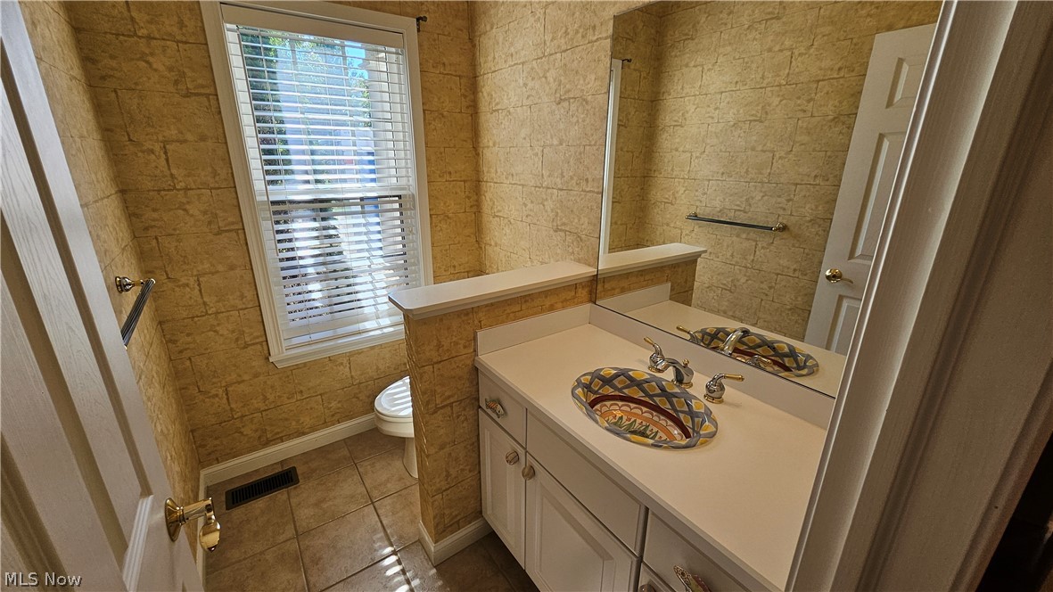 7235 Dursley Court Solon OH 44139