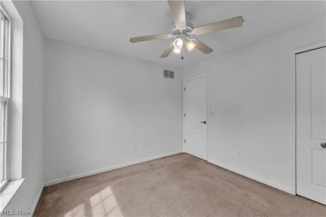 1917 Lexington Avenue Lorain OH 44052