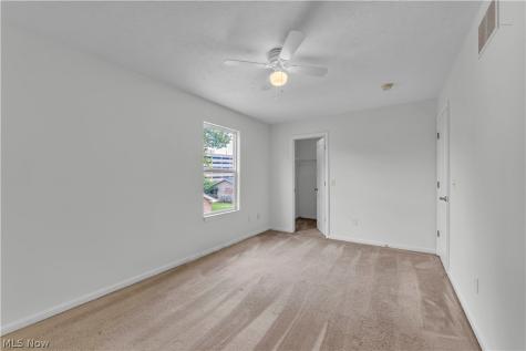 1917 Lexington Avenue Lorain OH 44052