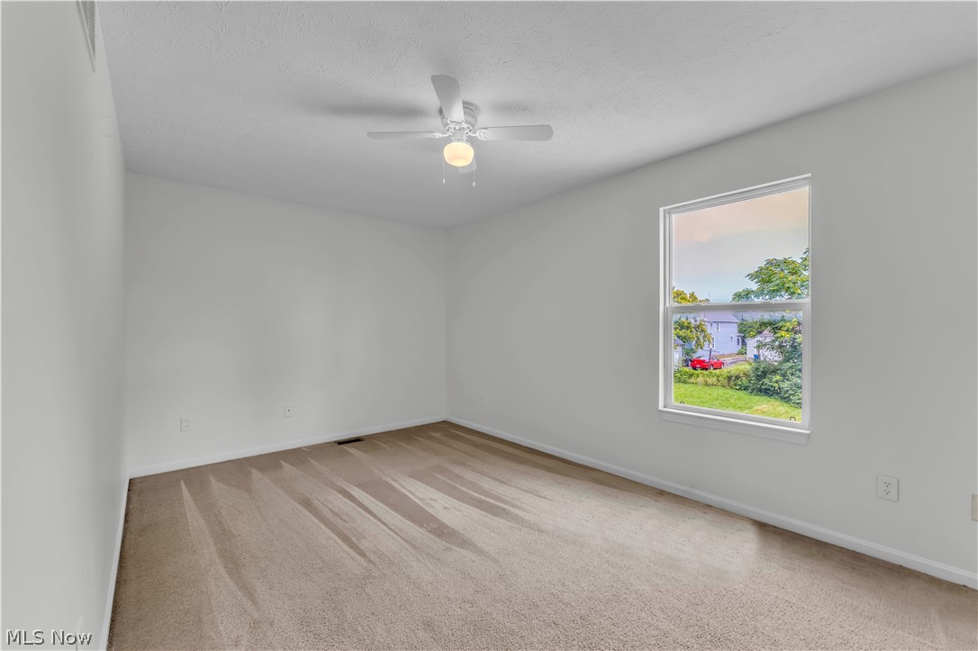 1917 Lexington Avenue Lorain OH 44052