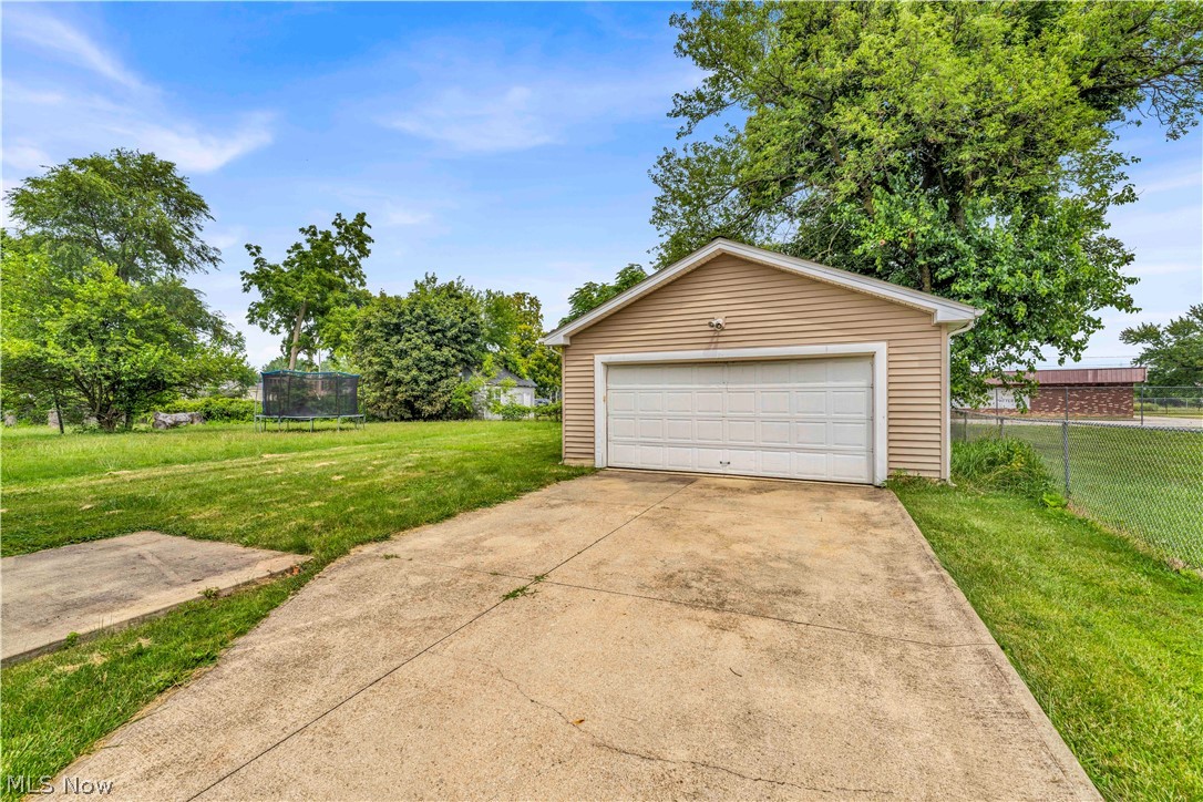 1917 Lexington Avenue Lorain OH 44052