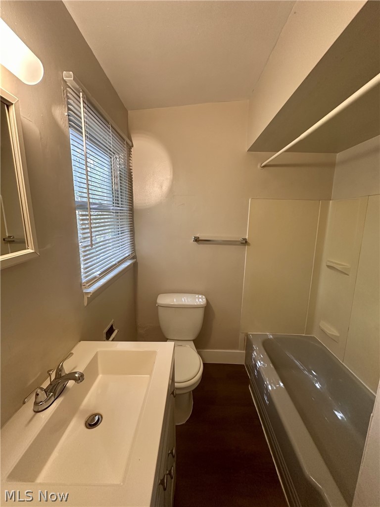 2356 Newton Street Akron OH 44305