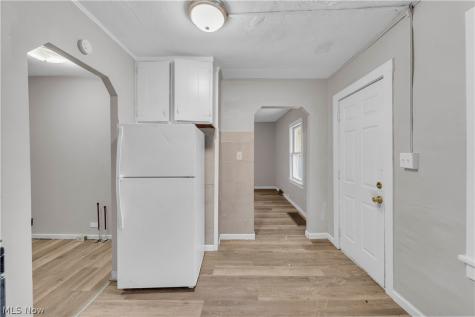 7945 Lorain Avenue Cleveland OH 44102